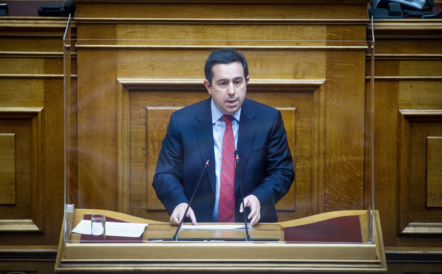 Μηταράκης: Στην αντιπολίτευση προσπαθούν να κάνουν rebranding στα κόμματα, ο Μητσοτάκης κάνει στη χώρα