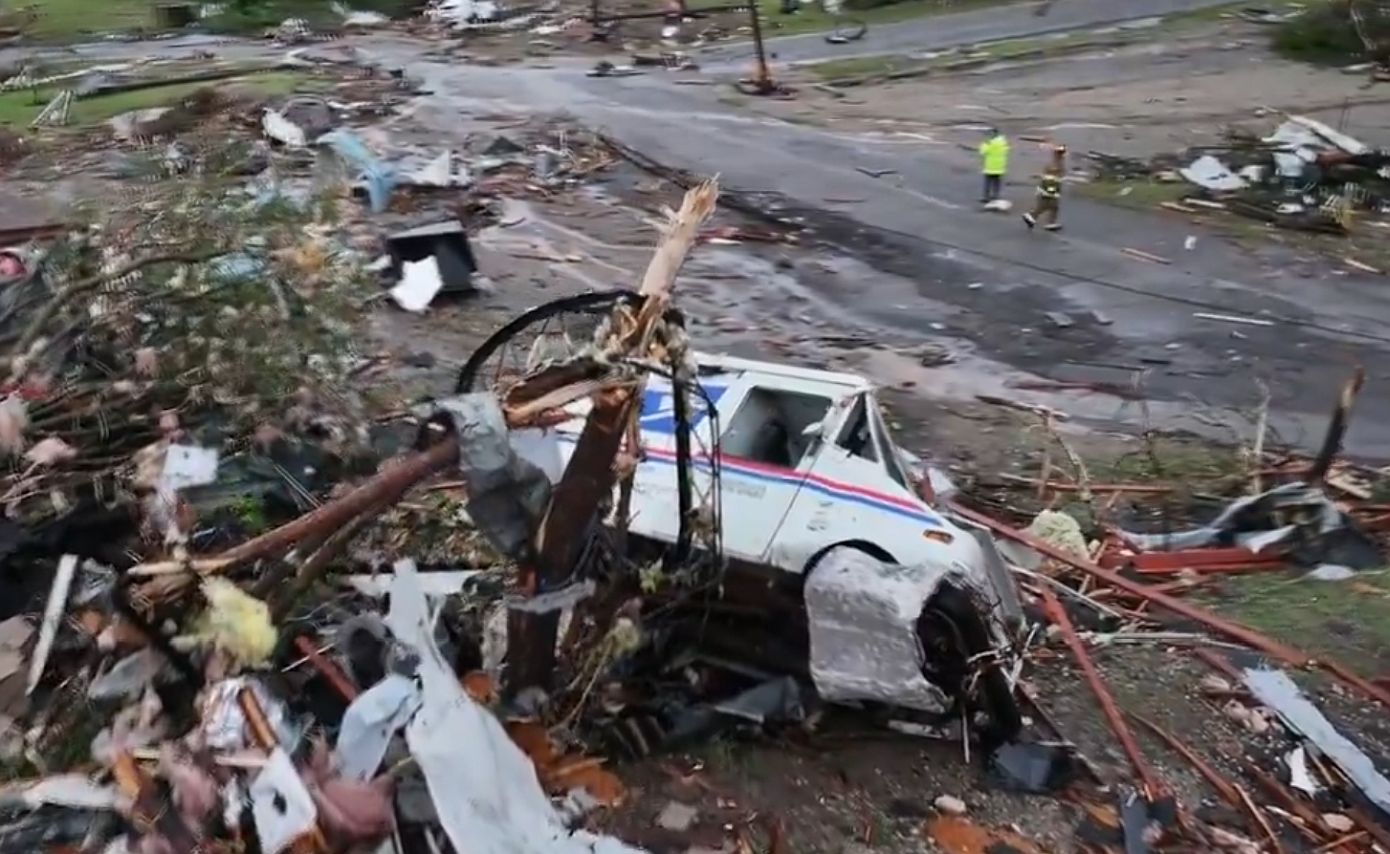 Ανεμοστρόβιλος στην Οκλαχόμα σκότωσε δύο άτομα &#8211; Σφοδρές καταιγίδες άφησαν χωρίς ρεύμα 33.000 νοικοκυριά